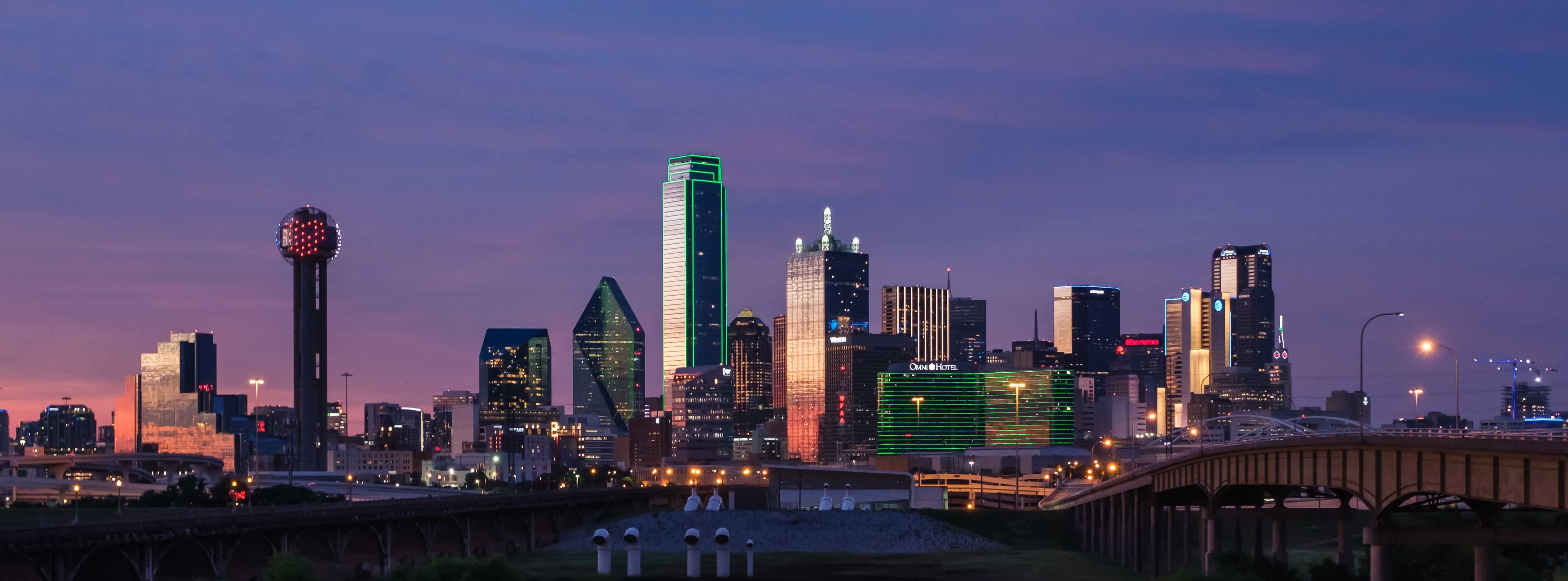 Dallas limousine service with Reunion Tower view